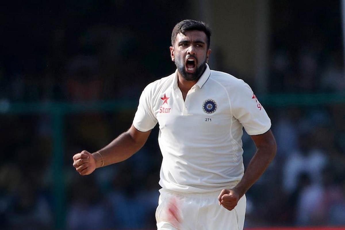 विकेट की ख़ुशी मनाते रविचंद्रन अश्विन